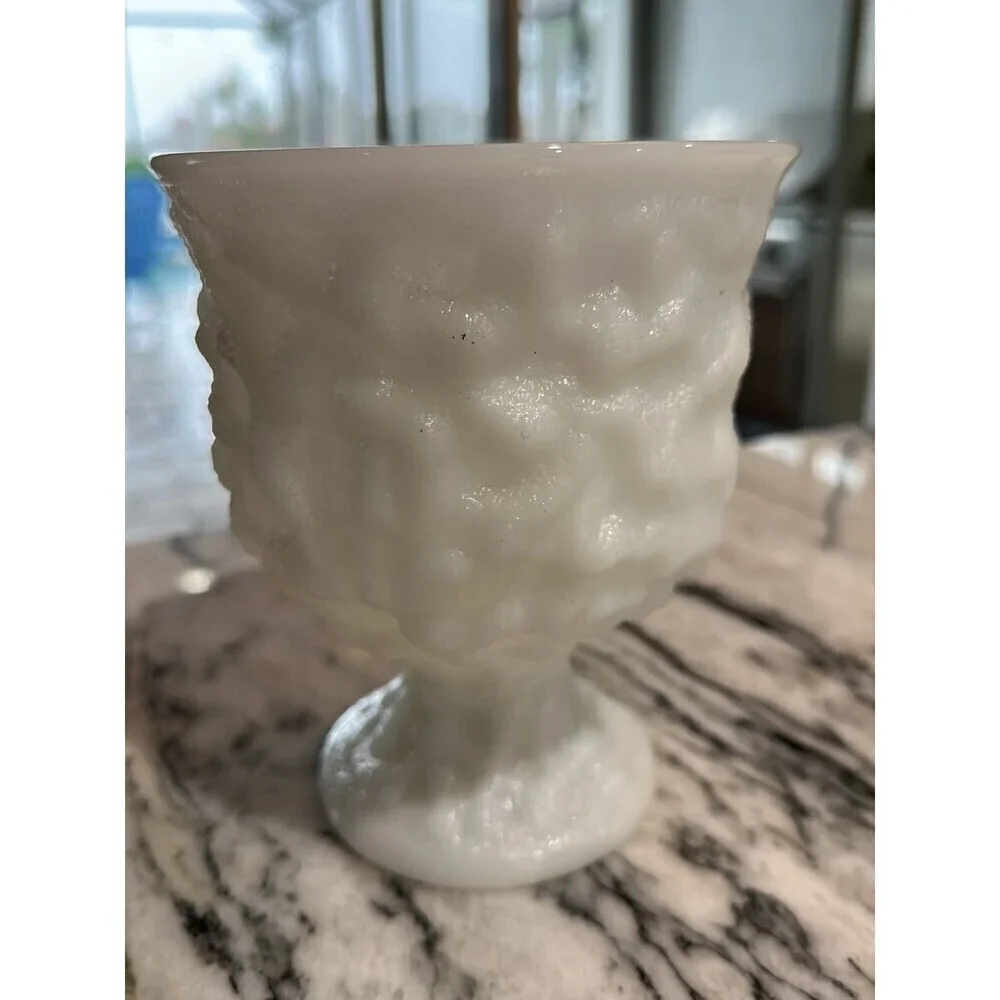 Milk Glass Vase, E.O. Brody Co. M3000 Cleveland, Ohio, USA.